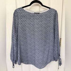 Banana Republic Navy and White Textured Blouse